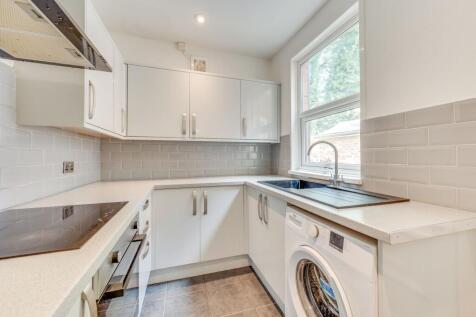 KITCHEN, LIVING ROOM AND DINER
