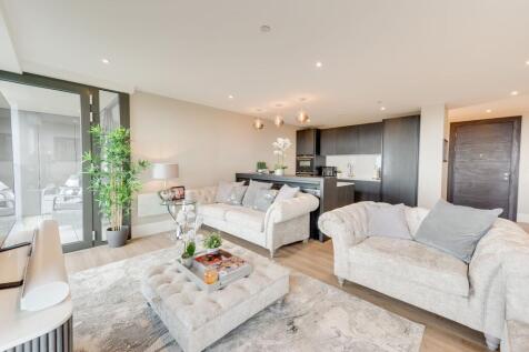 OPEN PLAN KITCHEN, DINER AND LIVING ROOM