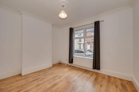 KITCHEN AND LIVING ROOM