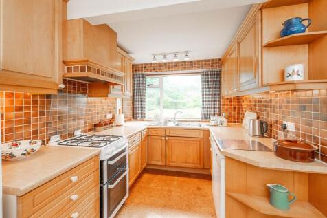 KITCHEN, DINER AND LIVING ROOM