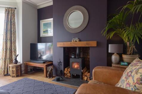 SITTING ROOM DINING ROOM AND KITCHEN