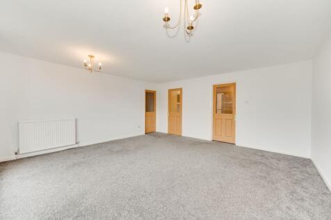 SITTING AND DINING ROOM