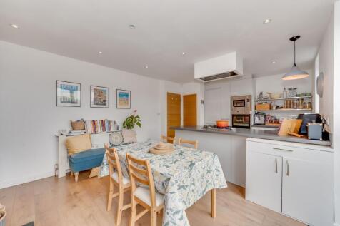 OPEN PLAN KITCHEN/DINER AND LIVING ROOM