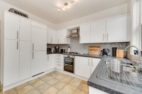 KITCHEN, DINER AND LIVING ROOM
