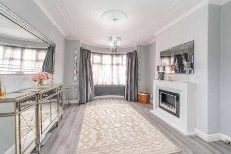 LIVING ROOM, KITCHEN AND DINER