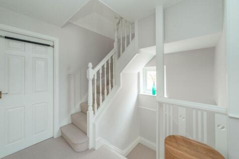 ENTRYWAY AND HALLWAYS