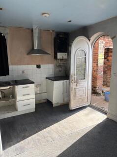 kitchens bedrooms and bathrooms
