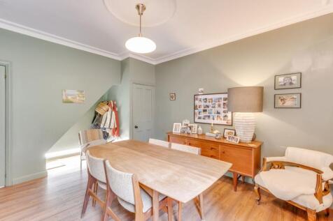 KITCHEN, DINER AND LIVING ROOM