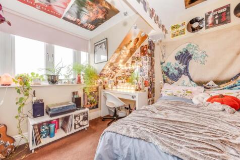 BEDROOMS AND BATHROOMS