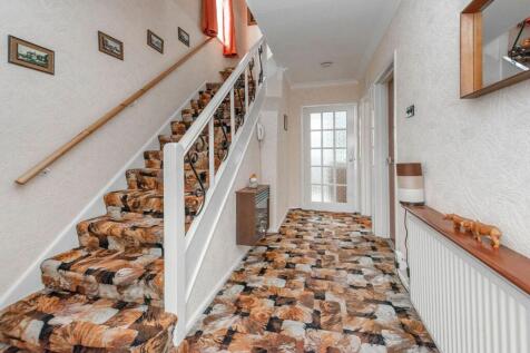 PORCH HALLWAY WC &amp; LANDING
