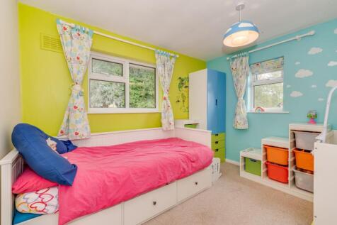 FOUR DOUBLE BEDROOMS AND TWO BATHROOMS