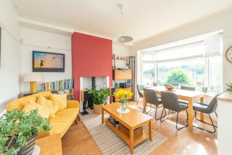 LIVING ROOM, KITCHEN AND DINER
