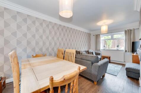 KITCHEN AND LIVING ROOM/DINER