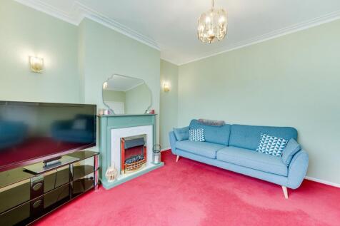 SITTING ROOM DINING ROOM AND KITCHEN
