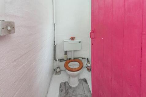 DOWNSTAIRS W/C AND UTILITY