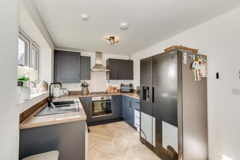 LIVING ROOM, KITCHEN AND DINER