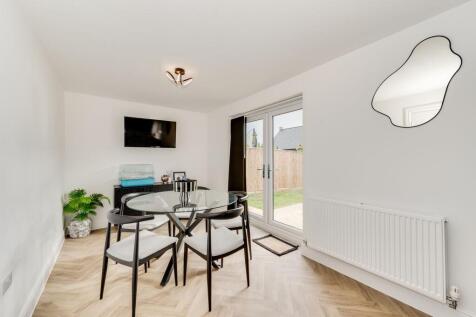 LIVING ROOM, KITCHEN AND DINER