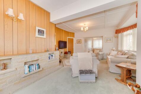 KITCHEN, DINING ROOM AND LOUNGE