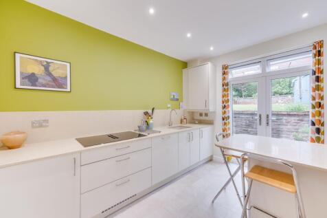 KITCHEN, DINER AND LIVING ROOM