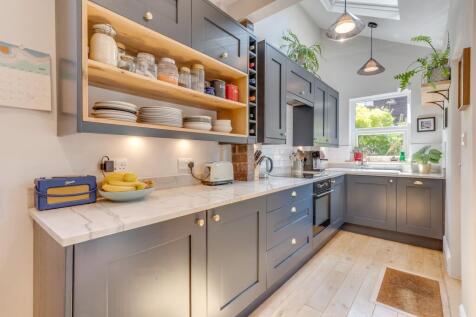 KITCHEN, DINER AND LIVING ROOM