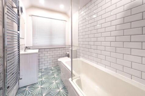 FIRST FLOOR BEDROOMS DRESSING ROOM AND BATHROOM