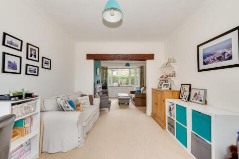 KITCHEN, SITTING ROOM AND LOUNGE