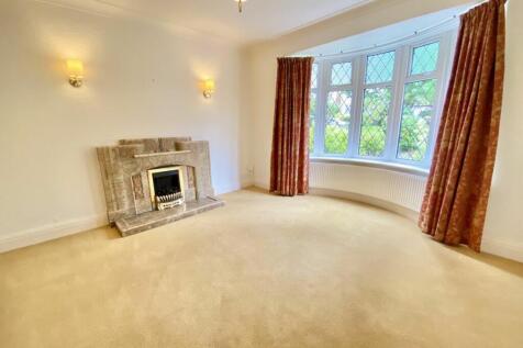 SITTING ROOM AND KITCHEN