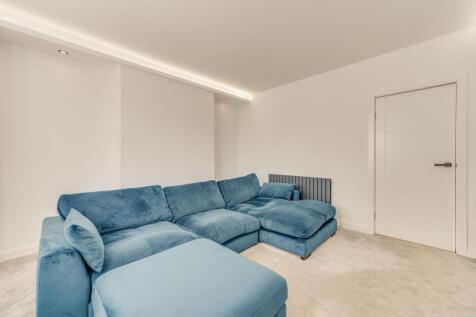 KITCHEN/DINER AND LIVING ROOM