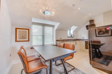 KITCHEN, DINER AND LIVING ROOM
