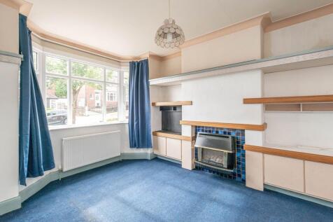 SITTING ROOM DINING ROOM AND KITCHEN
