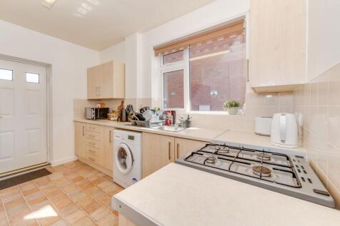 KITCHEN/DINER AND LIVING ROOM