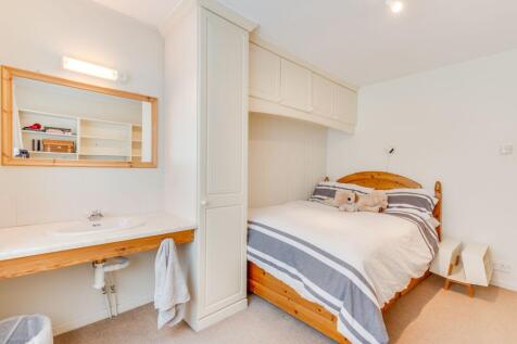 BEDROOMS AND BATHROOMS