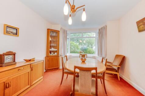 KITCHEN, DINER AND LIVING ROOM