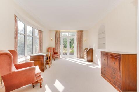 KITCHEN, DINING ROOM, LOUNGE AND GARDEN ROOM