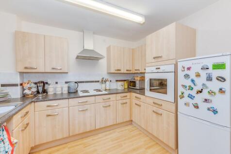 KITCHEN AND DINER/LIVING ROOM
