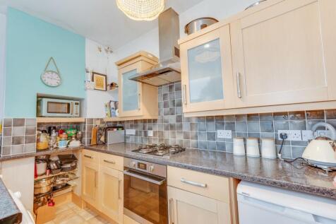 KITCHEN, DINER AND LIVING ROOM