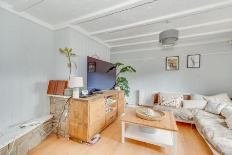 KITCHEN/DINER AND LIVING ROOM