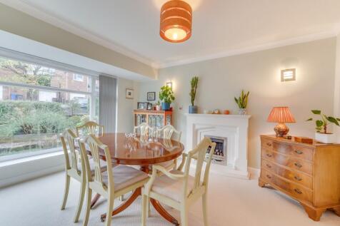 KITCHEN, DINER AND LIVING ROOM