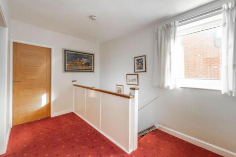 ENTRANCE HALLWAY AND LANDING