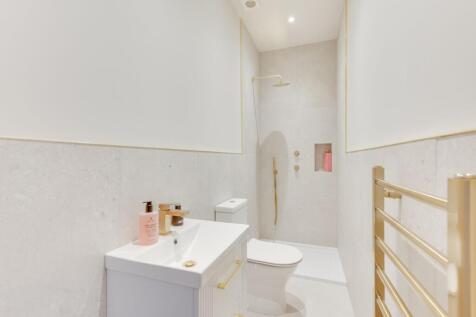 BEDROOMS AND BATHROOMS