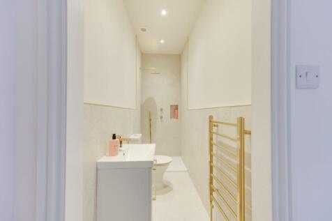 BEDROOMS AND BATHROOMS