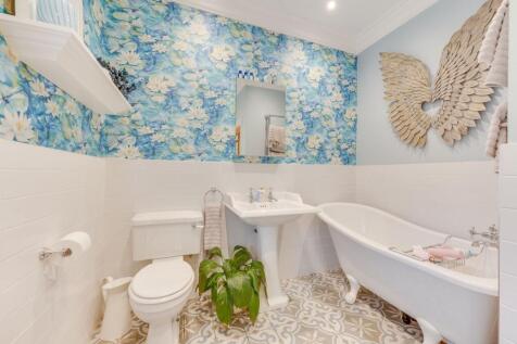 BEDROOMS AND BATHROOMS