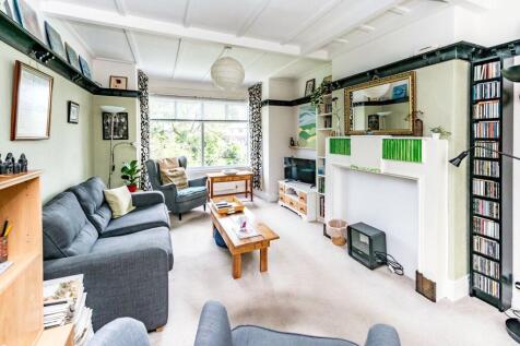 SITTING ROOM/DINING ROOM KITCHEN AND CONVERTED BAS