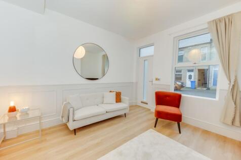 KITCHEN AND LIVING ROOM