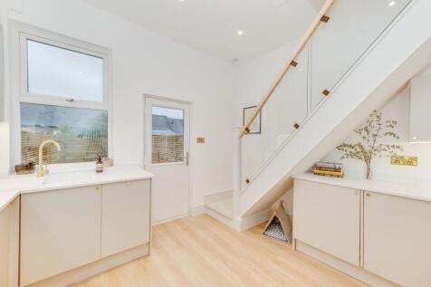 KITCHEN AND LIVING ROOM