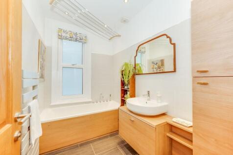 BEDROOMS AND BATHROOMS