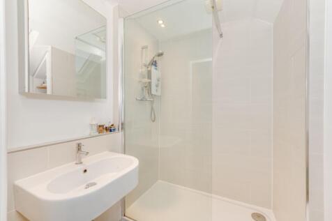 BEDROOMS AND BATHROOMS