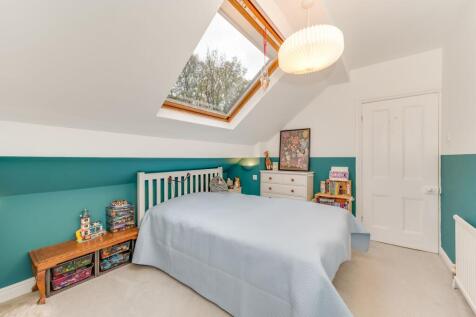 BEDROOMS AND BATHROOMS