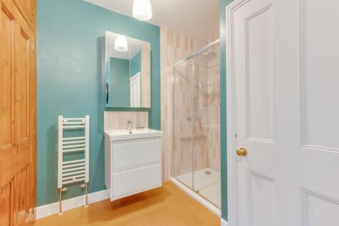 BEDROOMS AND BATHROOMS