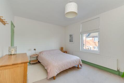 BEDROOMS AND BATHROOMS